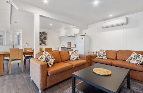 Merrijig House | Perfect for large group/family bookings
