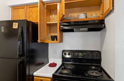 Park Central Apartment | PERFECT FOR LONG STAYS! CENTRAL DFW