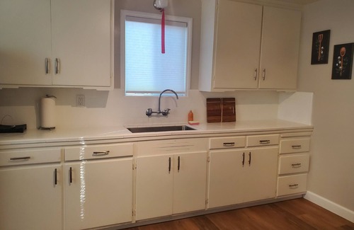 Deer Park House | Perfect for traveling Dr.s and Nurses, near the St. Helena Hospital