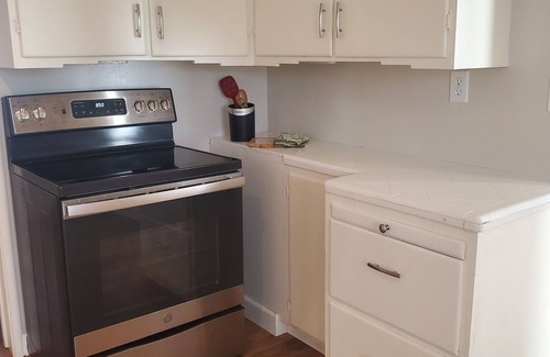 Deer Park House | Perfect for traveling Dr.s and Nurses, near the St. Helena Hospital