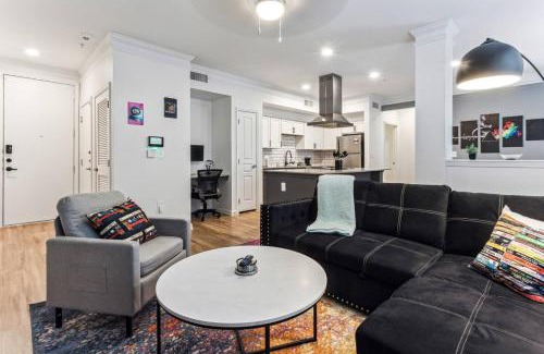 Frisco Apartment | Perfect Frisco Work Relax Suite