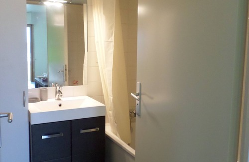 Miroir - Batignolles Apartment | Perfect furnished studio for 24H Car Race Le Mans 1 or 2 persons