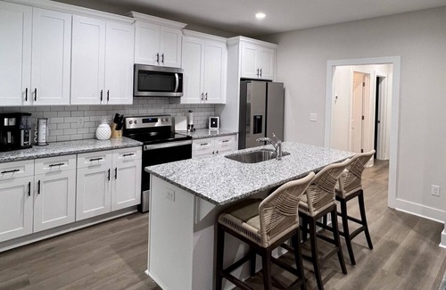 Opelika House | Perfect Game Day Home - 2 Bed/2 Bath