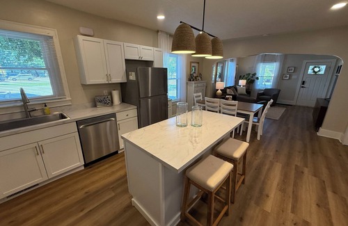 Northeast South Bend House | Perfect GameDay House just 1.8 miles from Notre Dame