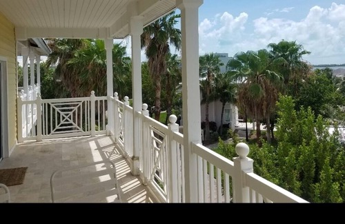 Alice Town Apartment | Perfect get away to the Bimini Islands