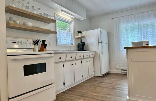 Lunenburg County Cabin | Perfect Getaway at Lake Mushamush!