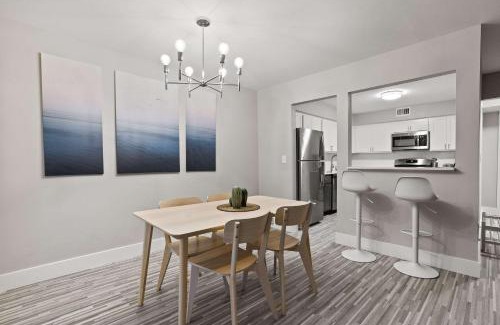 Rochester Apartment | Perfect Getaway Comfort & Stunning City Views