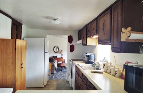 Seeley Lake Cottage | Perfect Getaway | Convenient & Affordable | Long-term Guests Welcome!