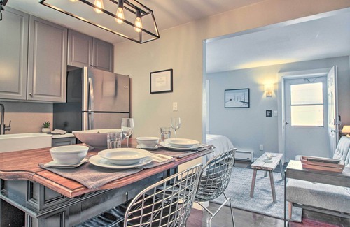 Ludlow Apartment | Perfect Getaway! Cozy, Modern condo & Convenient to Everything you will need.
