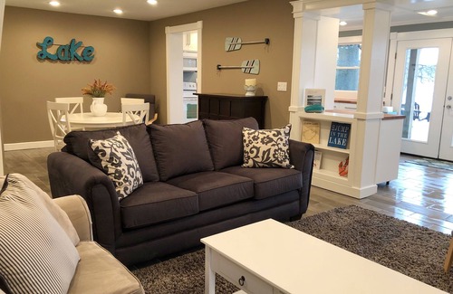 Sister Lakes House | Perfect Getaway! Family Friendly, Private Sand Beach, Clean and Beautiful