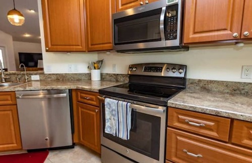 Port Malabar House | Perfect Getaway ~ Full House 3 bedrooms 2 full baths