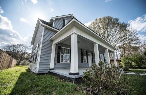 Lithonia House | Perfect Getaway Home Near Atlanta #blm
