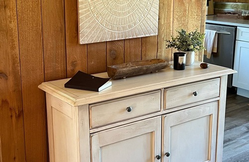 Benton Harbor Cottage | Perfect getaway! Modern, rustic cottage on the St. Joseph River.