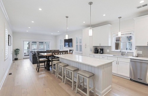 Manasquan House | Perfect Getaway – Steps from the Beach!