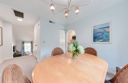 Seabrook Island House | Perfect Getaway w/Dazzling Marsh Views! Neighborhood Pool! Close to Amenities!