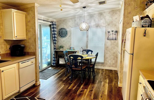 Punta Gorda House | Perfect getaway-waterfront- private Dock-Pet available