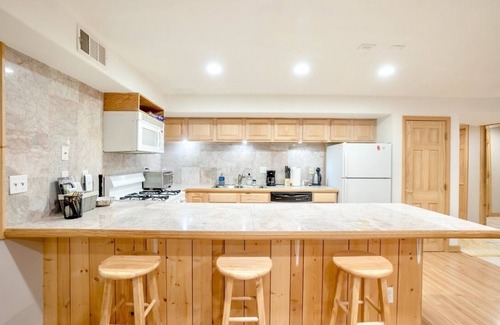 Glenwood Springs Apartment | Perfect Glenwood Springs Retreat Near Downtown!