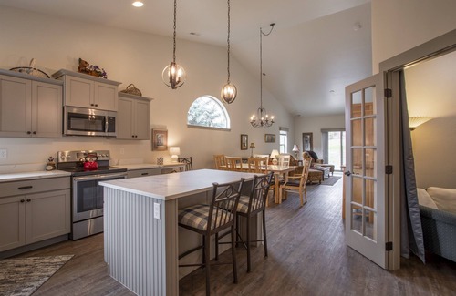 Kalispell House | Perfect Golf Getaway near Glacier, 2/2 townhome right on golf course