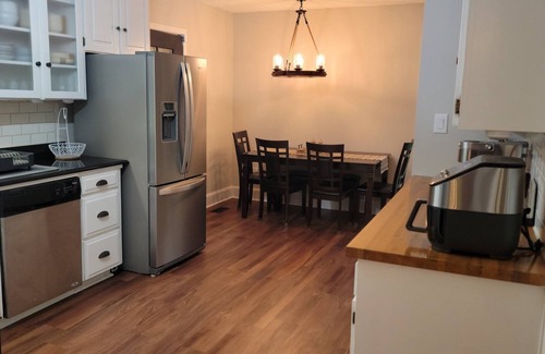 Pine Mountain House | Perfect Hiker’s Haven Retreat just steps to F. D Roosevelt State Park!