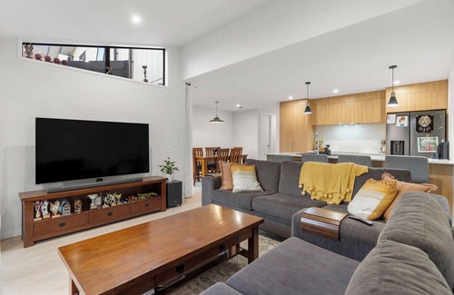 Pakuranga House | Perfect Holiday Home Or Short term rental in East Auckland