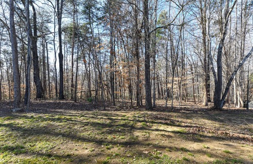 Greensboro House | Perfect Home Away From Home! Convenience and Comfort Combined