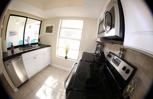 Wellington House | PERFECT HOME AWAY FROM HOME - CLOSE TO WEF
