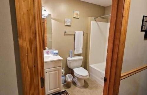 Skyland Cabin | Perfect Honeymoon cabin w/hot tub