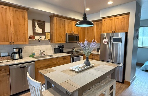 McCall Condo | Perfect Lake/Mountain Escape Condo