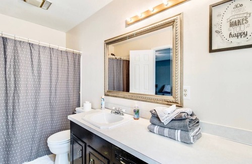 Irmo House | Perfect Lake Murray Private Getaway Near Columbia!