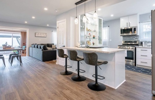 Leamington Cottage | Perfect Lake Retreat