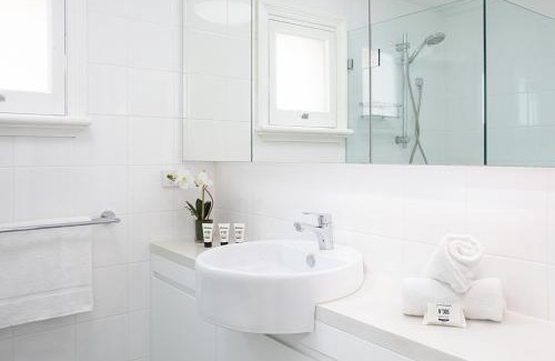 Lewisham Apartment | Perfect Located Cosy Studio in Sydney