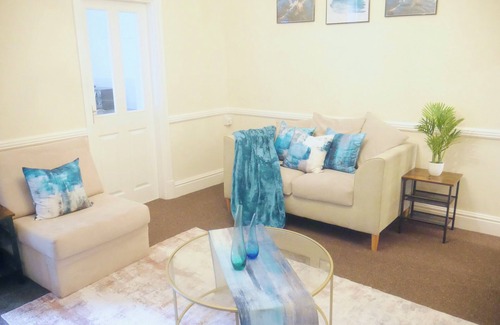 Thorpe Satchville House | Perfect Location: 2-Bed Home by Leicesters King Power Stadium & City Centre!
