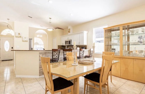 Tampa House | Perfect location: 5 min Raymond James Stadium and 10 min from Tampa Airport