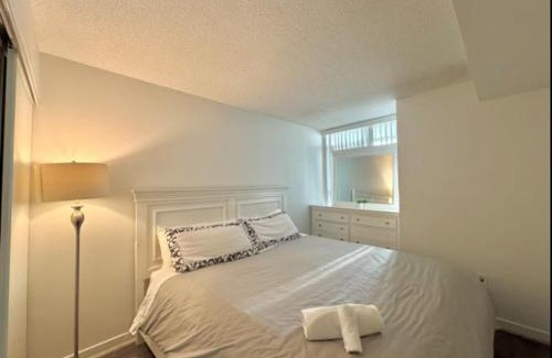 CityPlace Apartment | Perfect Location - Comfy Suite