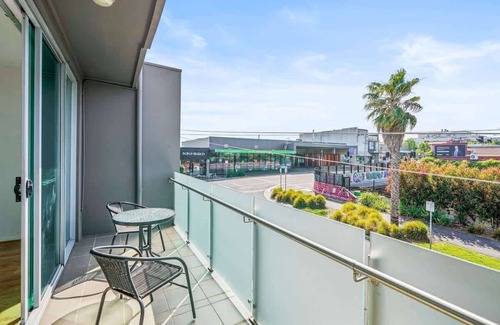 McKinnon House | Perfect Location! Cozy Townhouse McKinnon Station