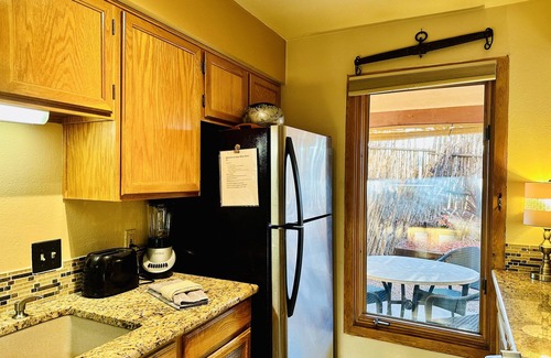 Santa Fe Condo | Perfect location for everything Santa Fe has to offer! Cool air conditioning
