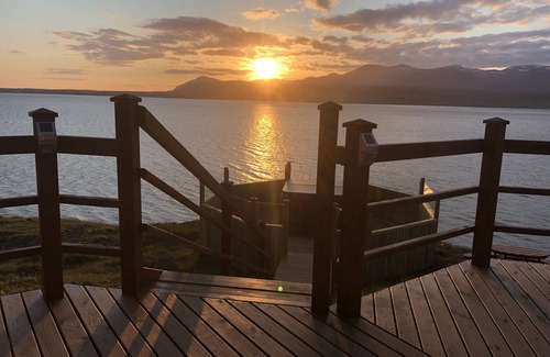 Kjosarhreppur Cottage | PERFECT LOCATION - LUXURY COTTAGE - STUNNING VIEW - HOT TUB