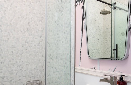 Westlake Apartment | Perfect Location, Near DTLA!