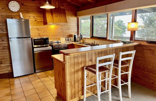 Marlo House | Perfect Location on the Water's Edge