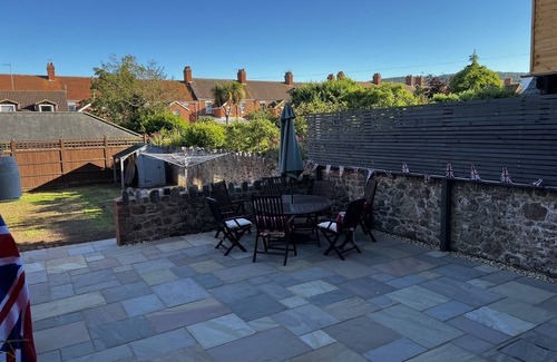 Minehead House | Perfect location to beach, exmoor, golf club, town centre & steam railway 🚃