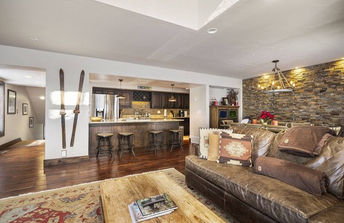 Deer Valley Condo | Perfect location, walk to Main St! Message me for March 16-23 options!