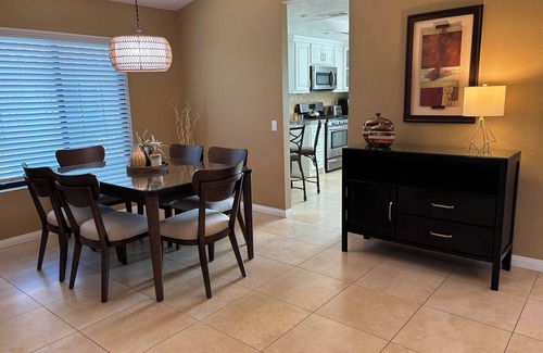 Palm Desert Condo | Perfect location with fantastic south facing views of the mountains and golf.