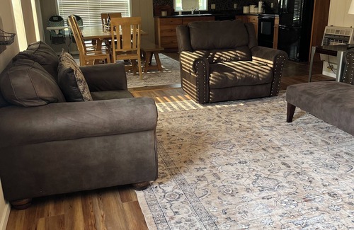 Platte Cabin | Perfect lodging for fishermen, hunters and family gatherings! Sleeping for 12.