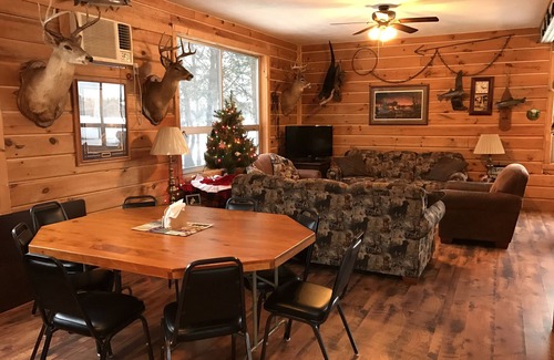 Rapid River Cabin | Perfect lodging for big groups, 8 bedroom +