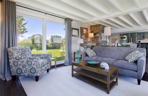 Pond Cove Cottage | Perfect Maine Cottage with spectacular ocean and lighthouse views