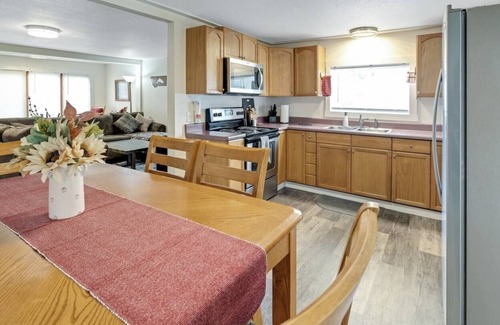 St. Regis House | Perfect Mountainside Private Getaway in St. Regis!