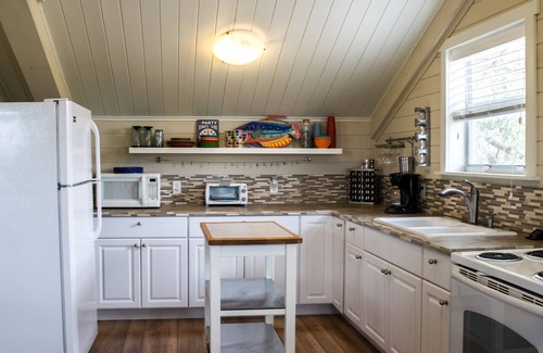 Myakka City Apartment | Perfect Old Florida Getaway At A Great Price: Not Your Average Touristy Condo