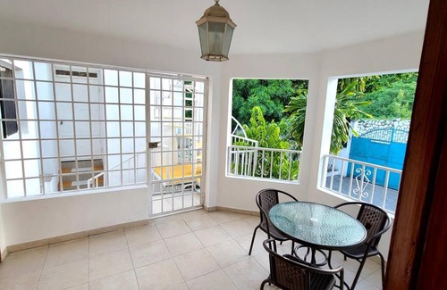 Peguy Ville Apartment | Perfect one bedroom penthouse suite in Peguyille