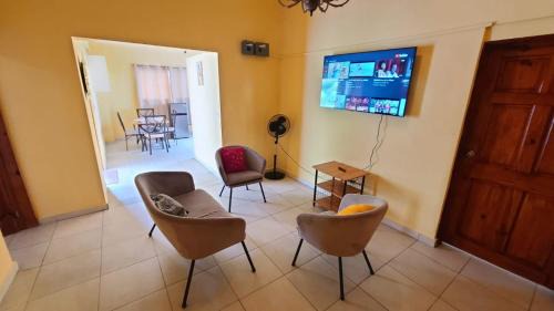 Peguy Ville Apartment | Perfect one bedroom in Peguy-Ville
