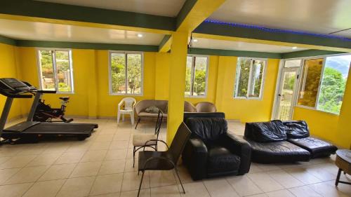 Peguy Ville Apartment | Perfect one bedroom in Peguy-Ville